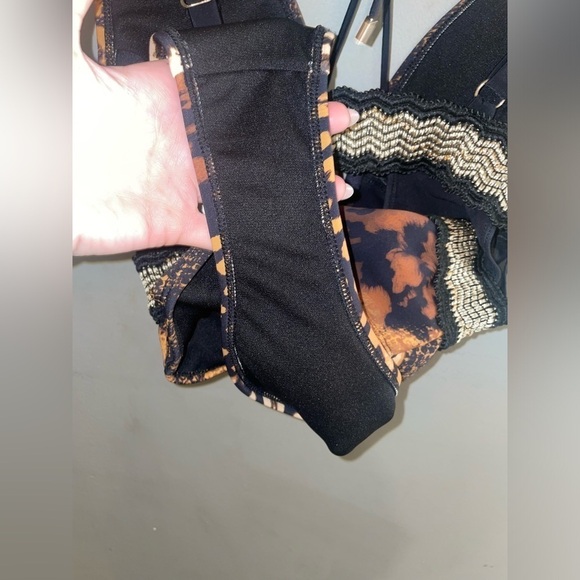 New! River Island High Apex One-Piece Size 4 NWT - Picture 5 of 5